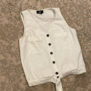 IZ Byer M Tie Front Top